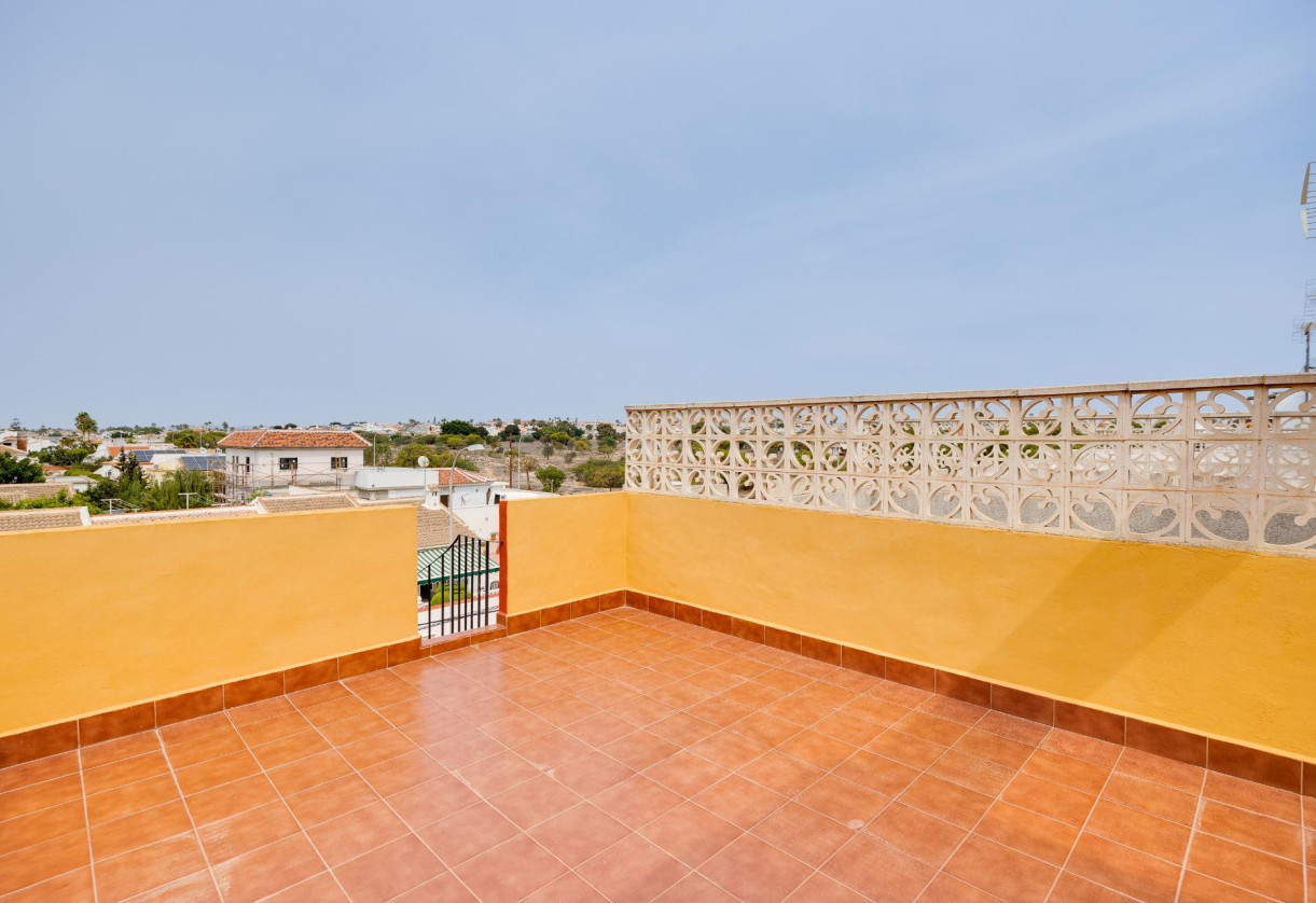 Resale · Bungalow · Torrevieja · El chaparral