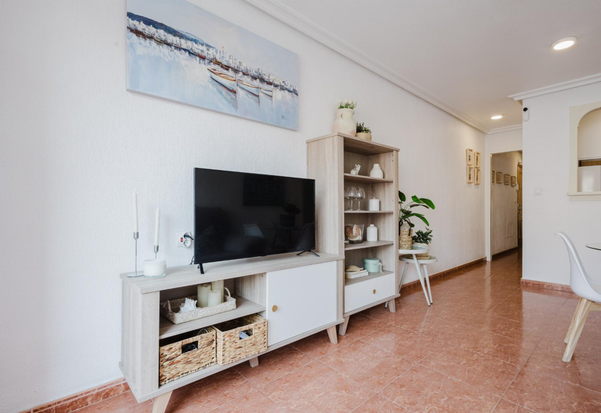 Rynek wtórny · APARTAMENTO · Torrevieja · Centro
