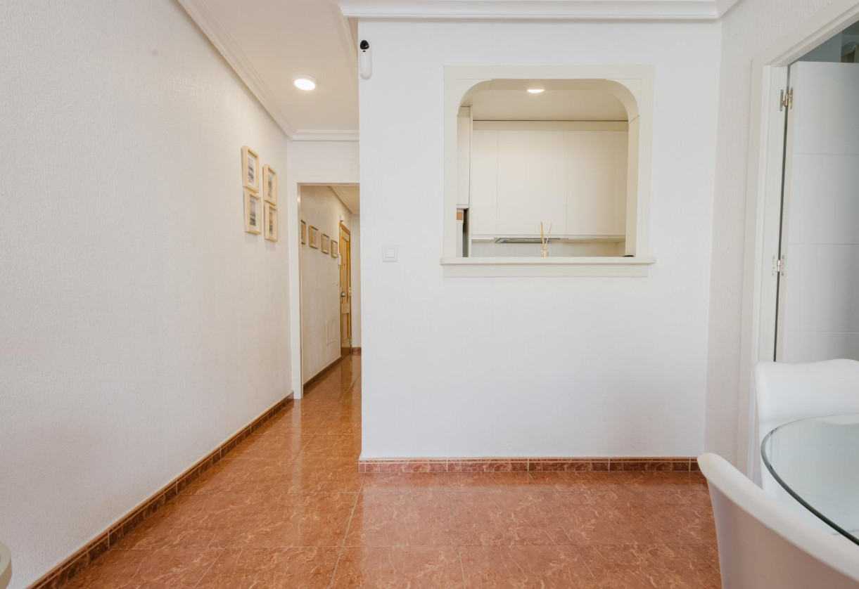Rynek wtórny · APARTAMENTO · Torrevieja · Centro