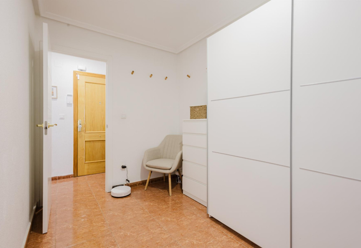 Rynek wtórny · APARTAMENTO · Torrevieja · Centro