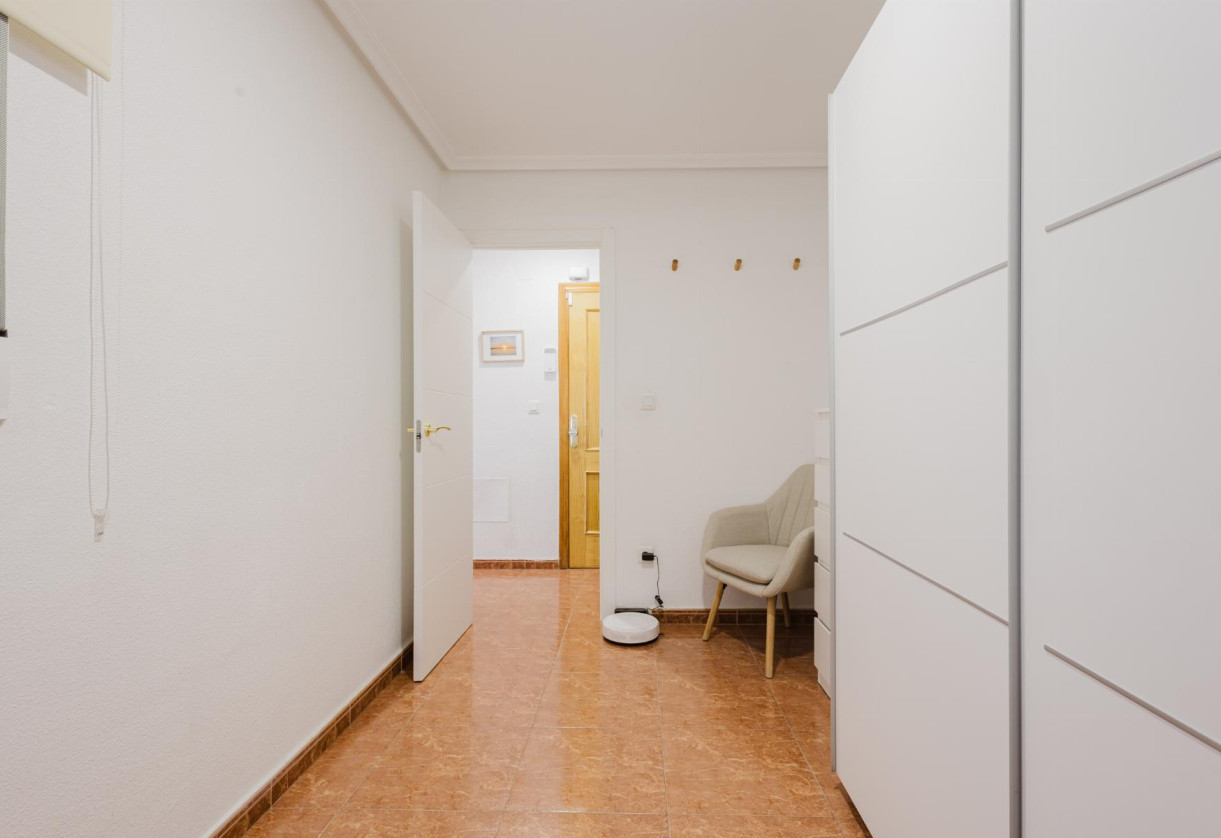 Rynek wtórny · APARTAMENTO · Torrevieja · Centro
