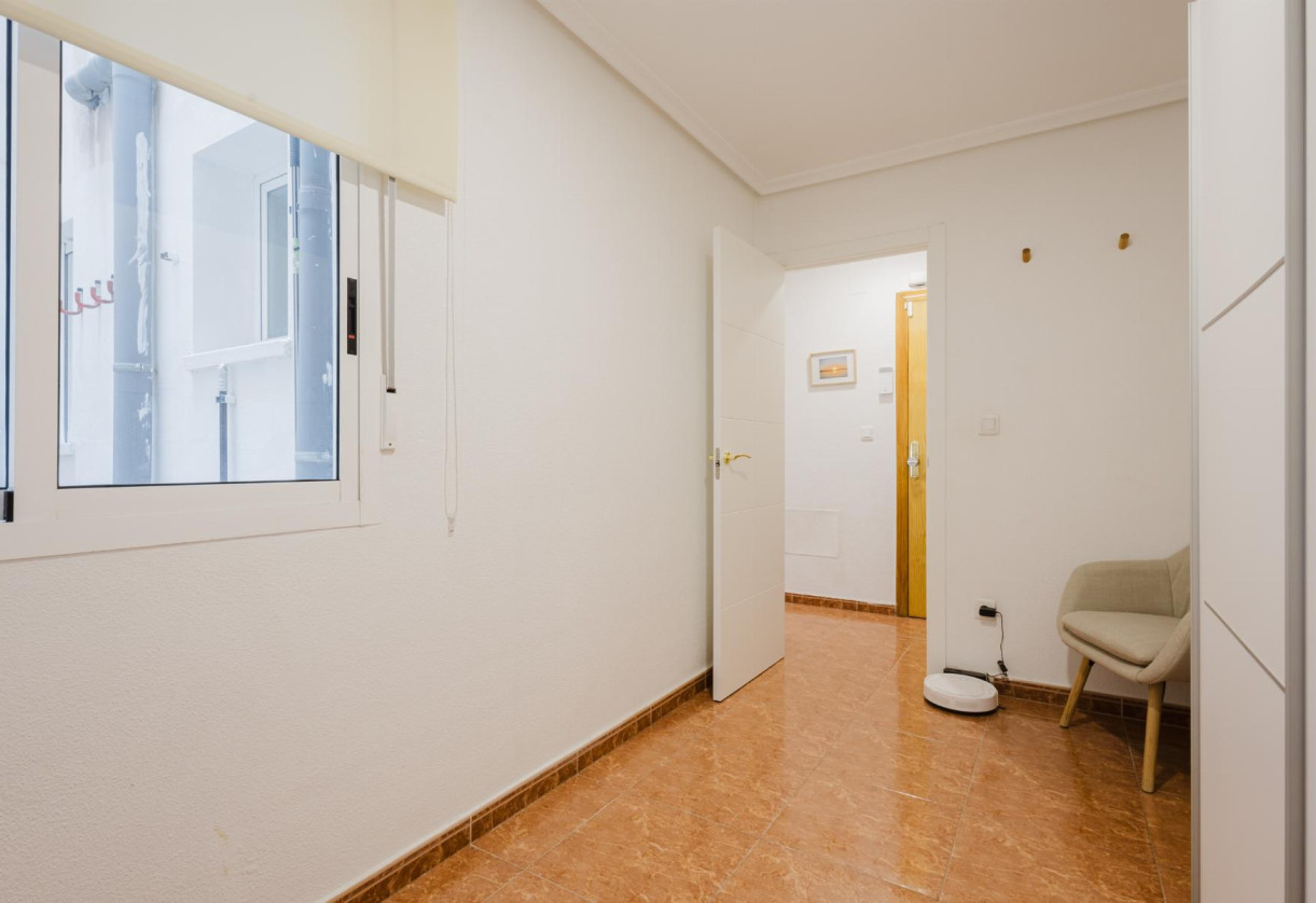 Rynek wtórny · APARTAMENTO · Torrevieja · Centro