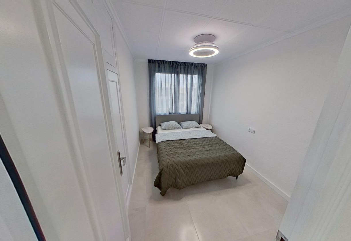 Rynek wtórny · APARTAMENTO · Torrevieja · Playa del Acequión