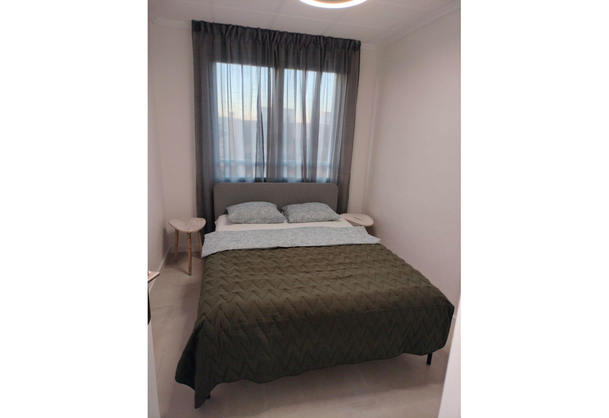 Rynek wtórny · APARTAMENTO · Torrevieja · Playa del Acequión