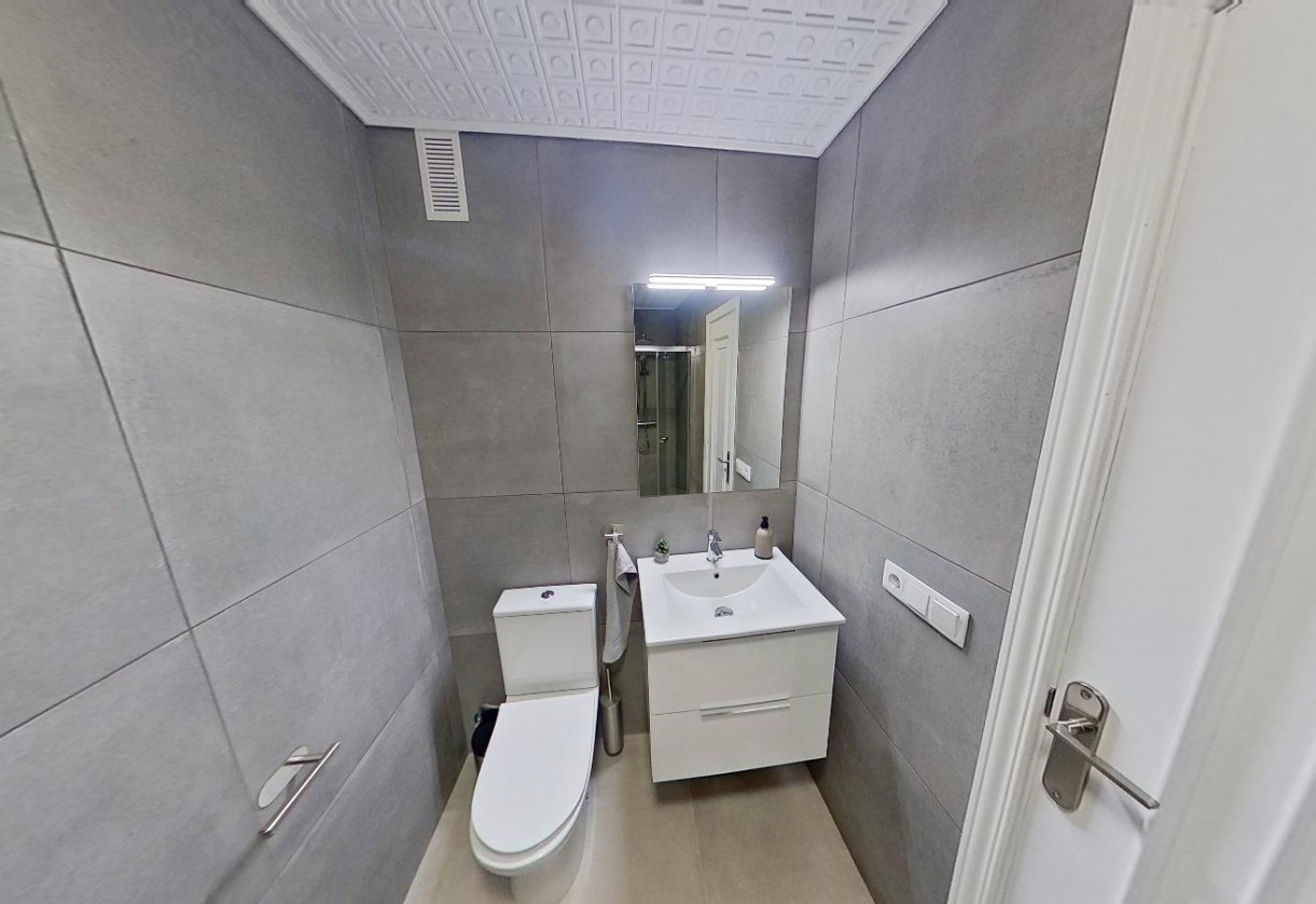 Rynek wtórny · APARTAMENTO · Torrevieja · Playa del Acequión