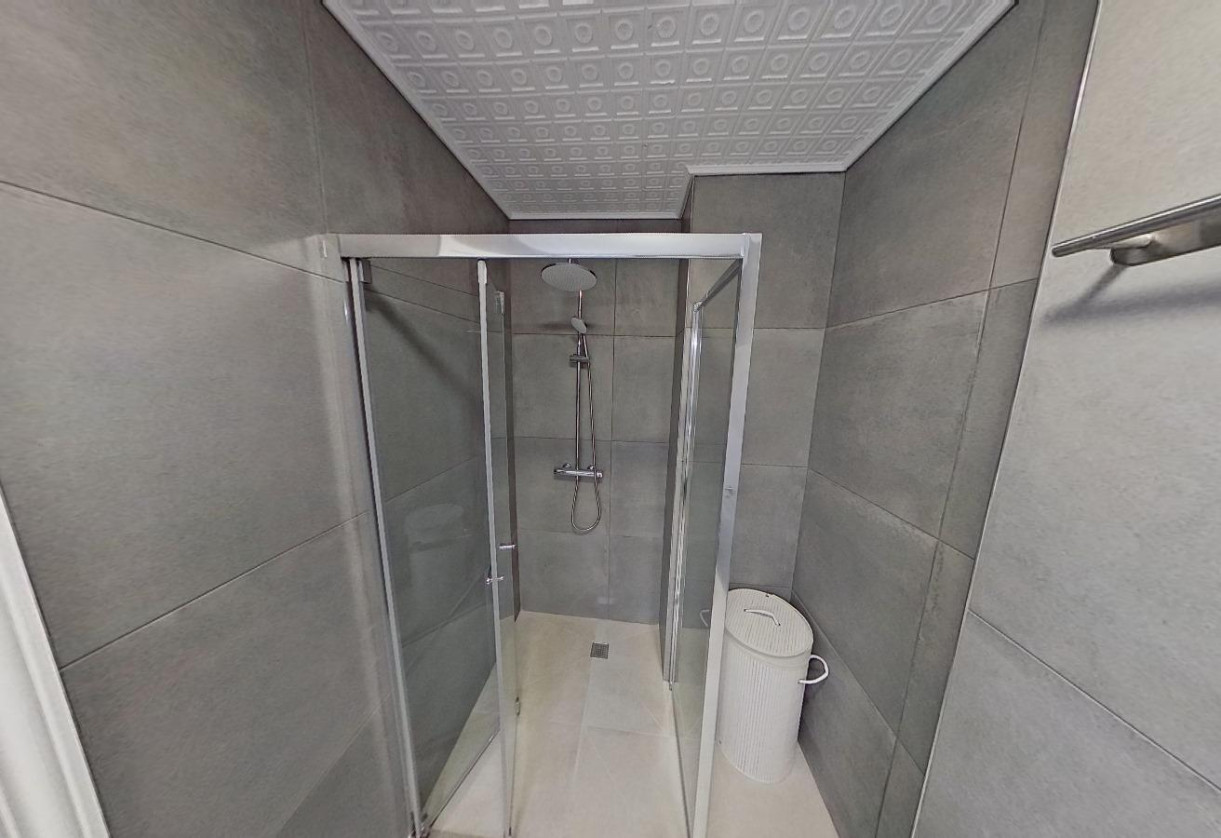 Rynek wtórny · APARTAMENTO · Torrevieja · Playa del Acequión