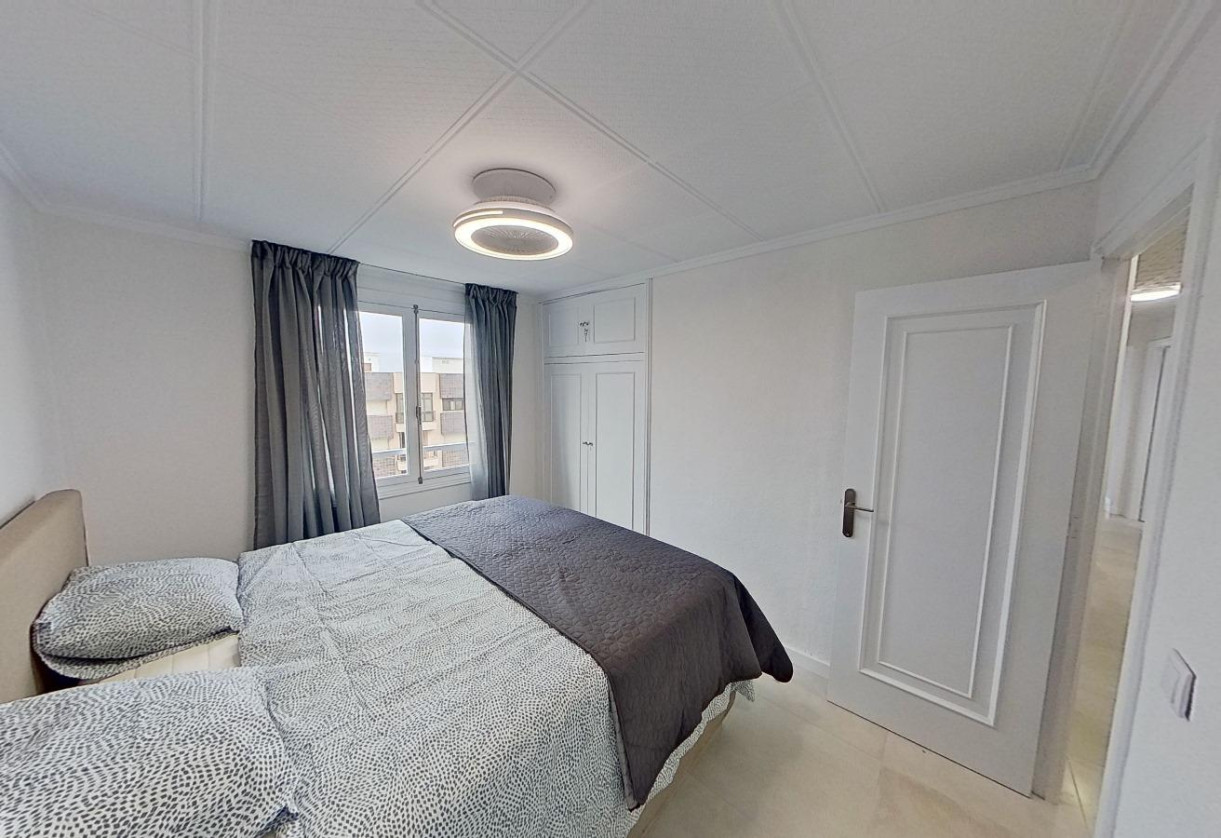 Rynek wtórny · APARTAMENTO · Torrevieja · Playa del Acequión