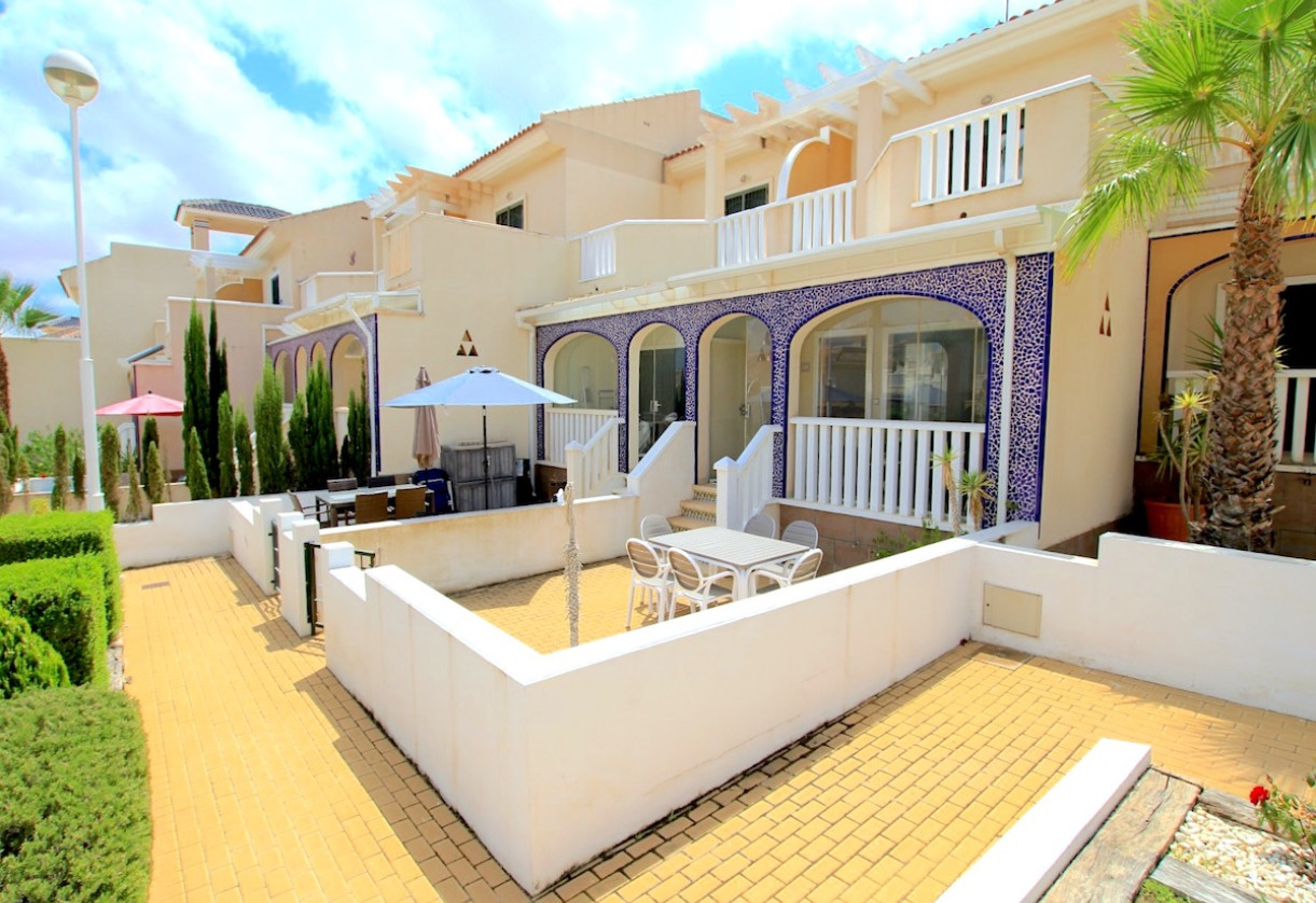 Sale · Townhouse · Ciudad Quesada - Doña Pepa