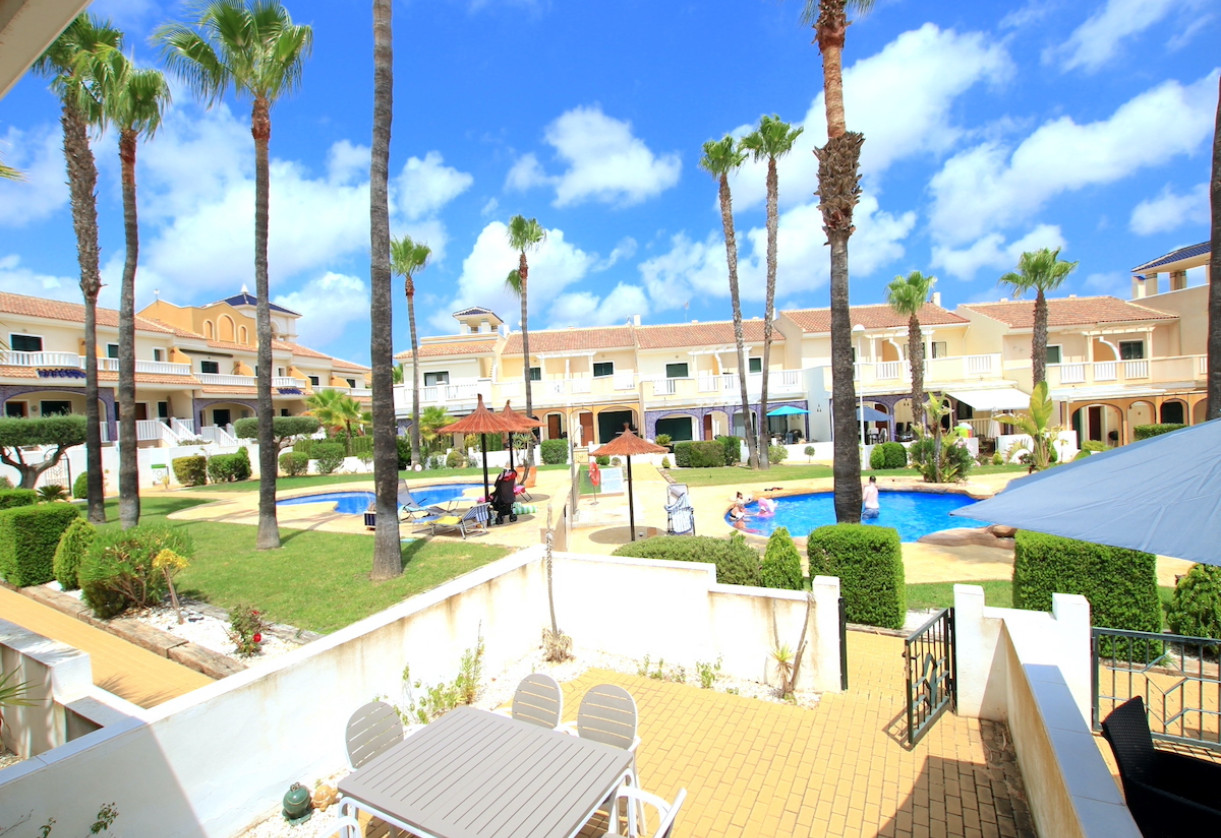 Sale · Townhouse · Ciudad Quesada - Doña Pepa