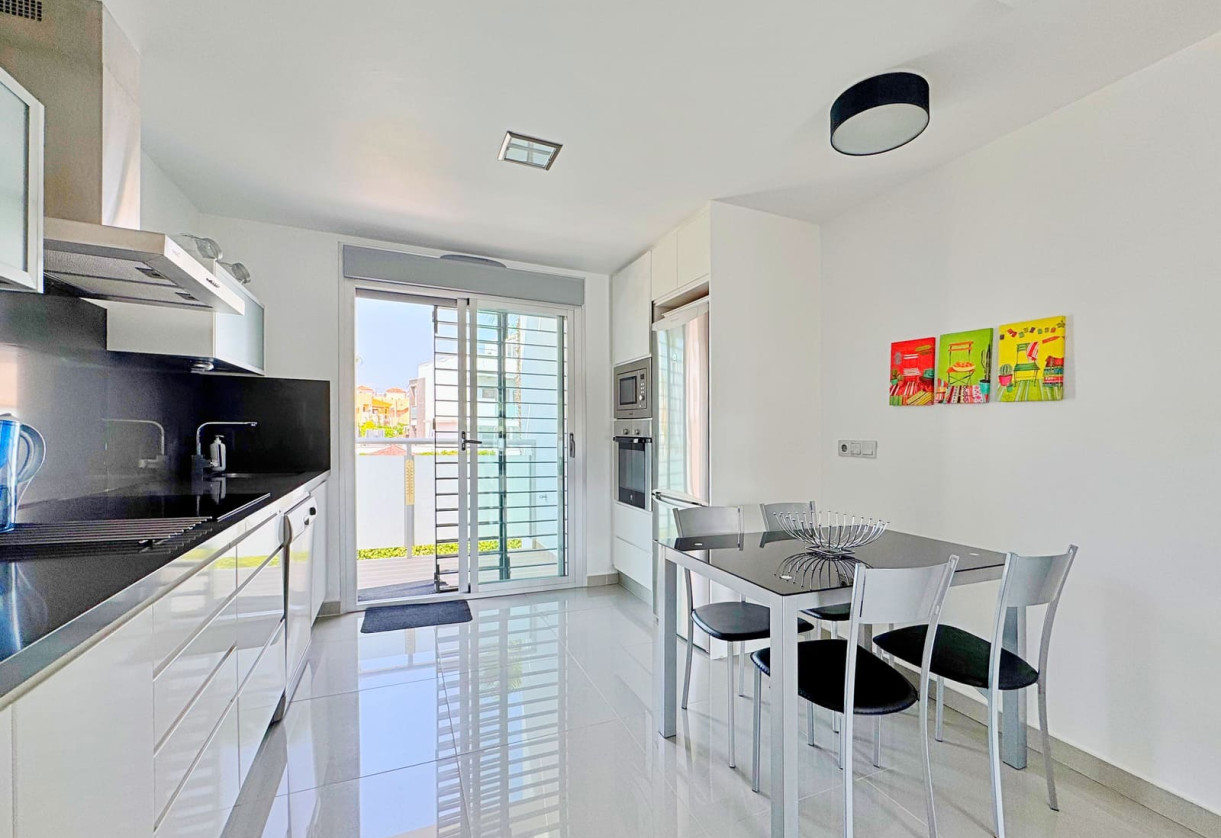 Rynek wtórny · Apartment · Torrevieja · Los Altos