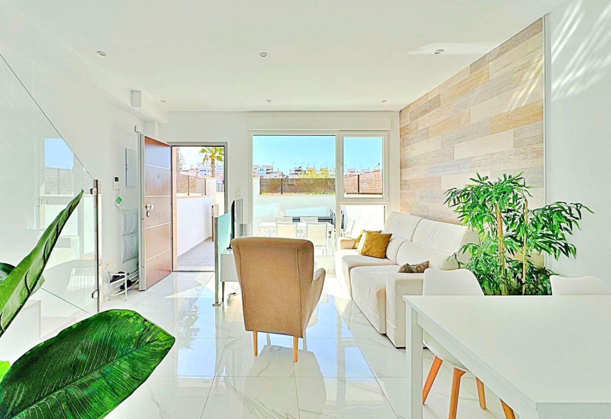 Sale · Townhouse · Torrevieja · Los balcones