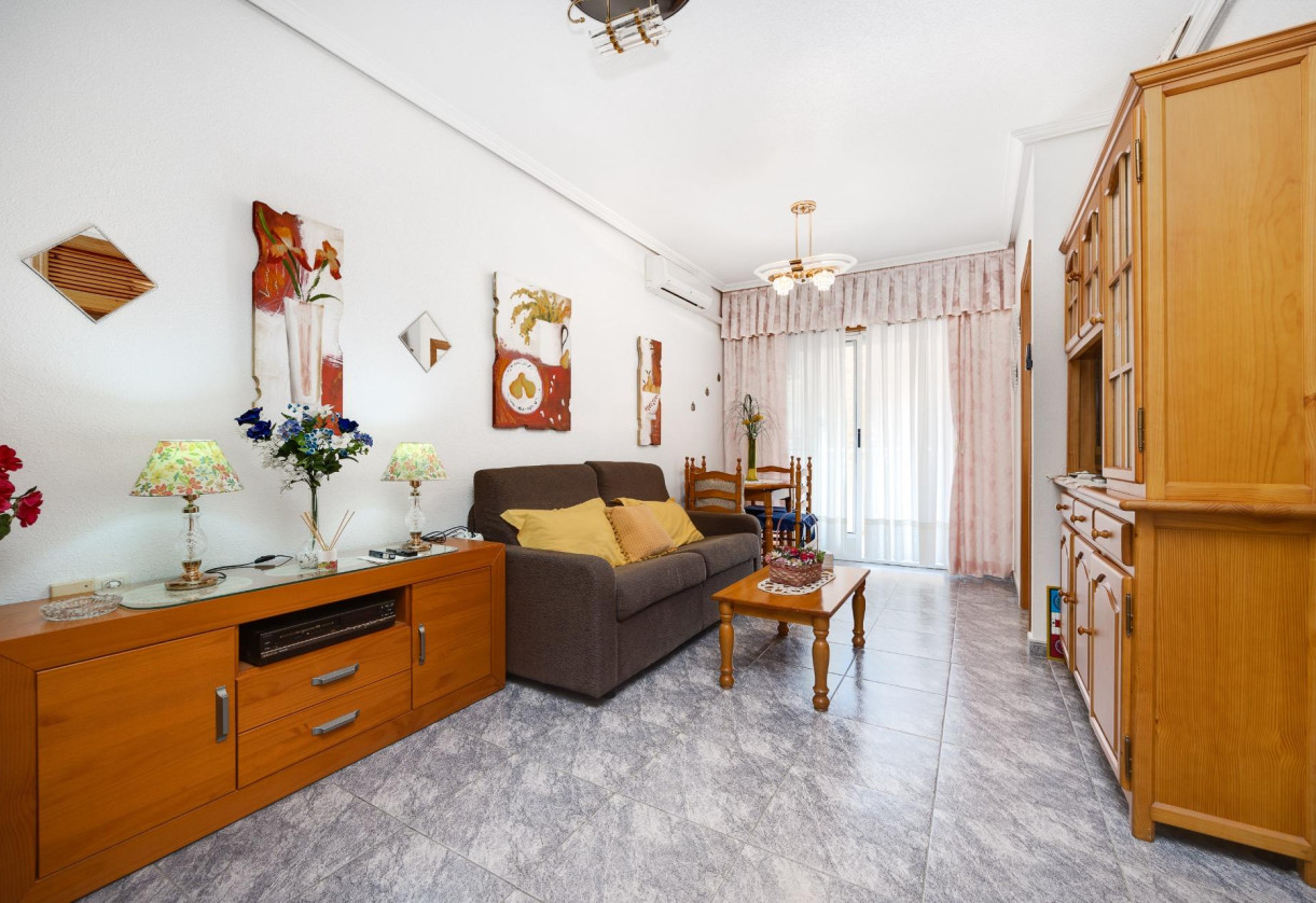 Resale · Apartment · Torrevieja · Playa del cura