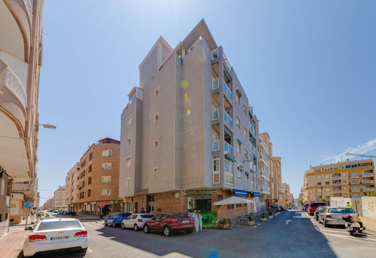 Resale · Apartment · Torrevieja · Playa del cura