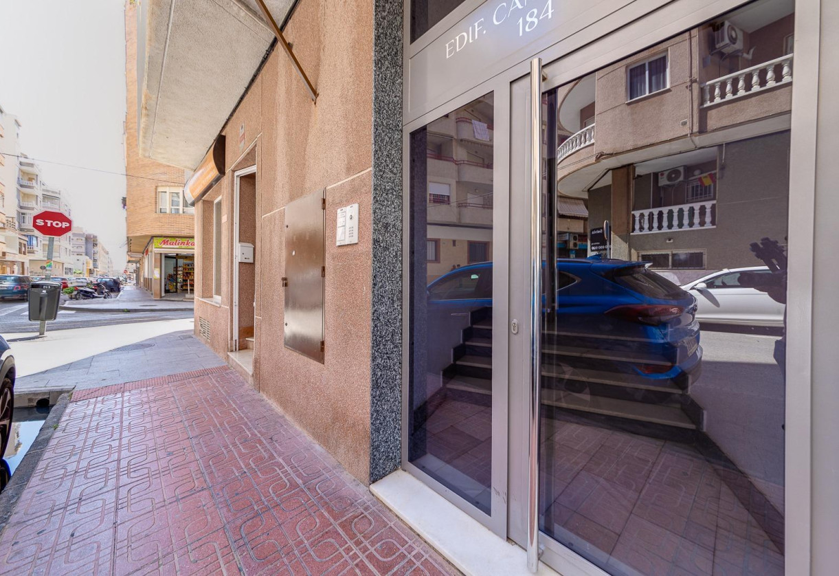 Resale · Apartment · Torrevieja · Playa del cura