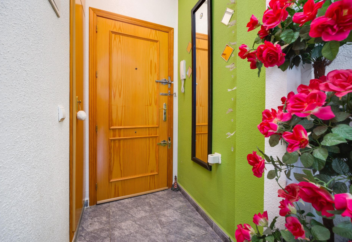 Resale · Apartment · Torrevieja · Playa del cura