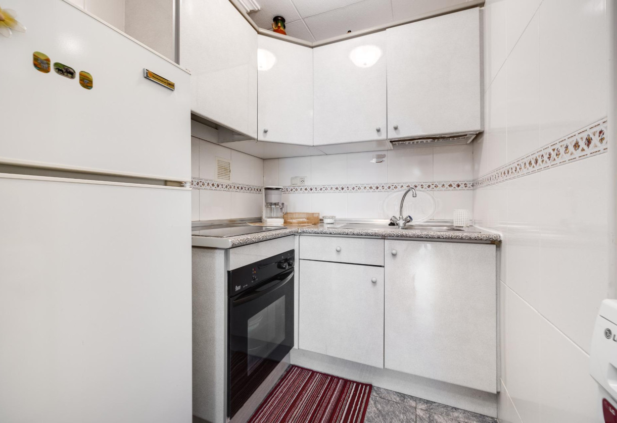 Resale · Apartment · Torrevieja · Playa del cura