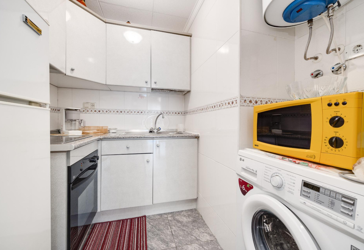 Resale · Apartment · Torrevieja · Playa del cura