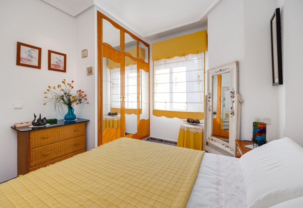 Resale · Apartment · Torrevieja · Playa del cura