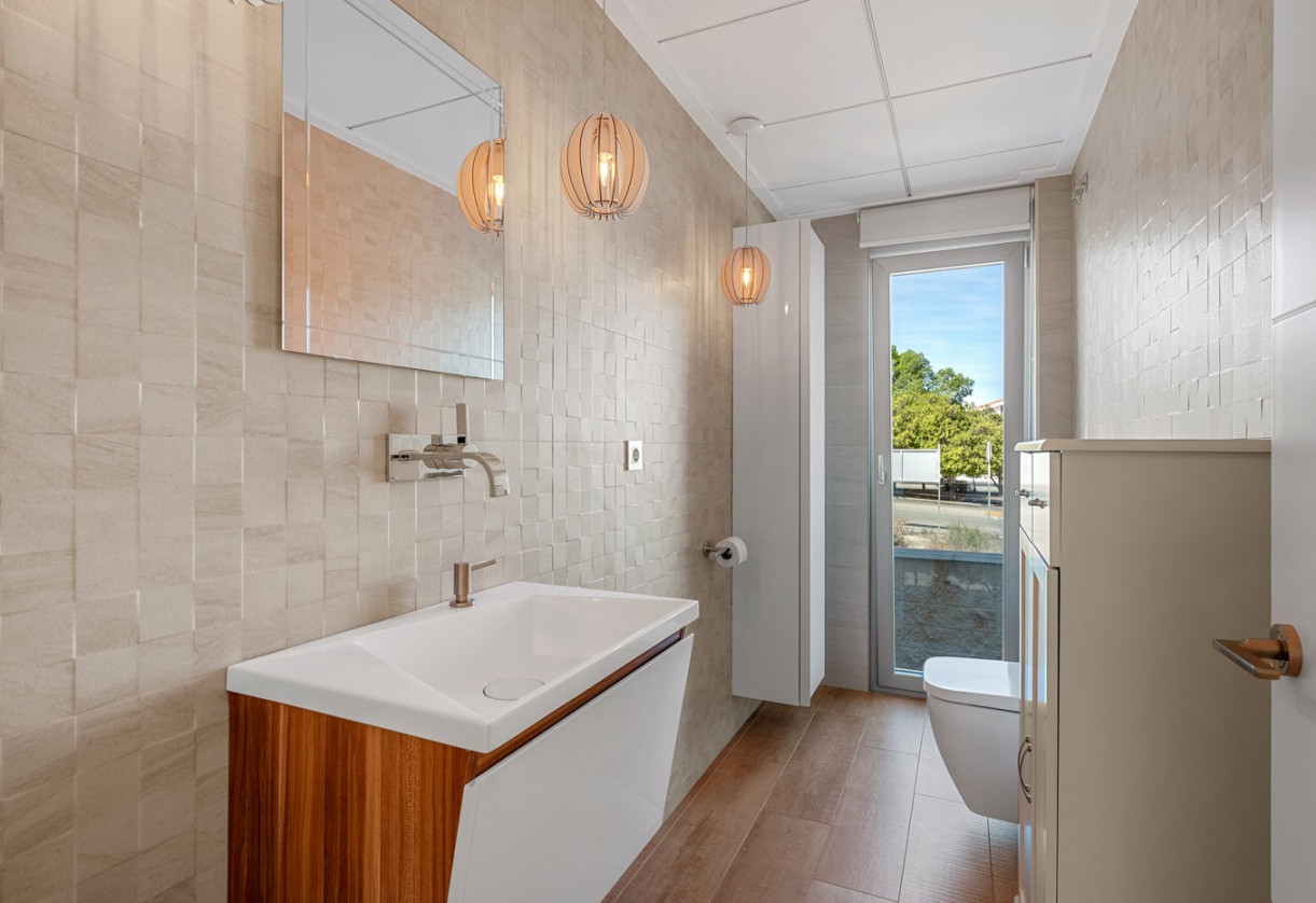 Resale · Villa · Benijofar