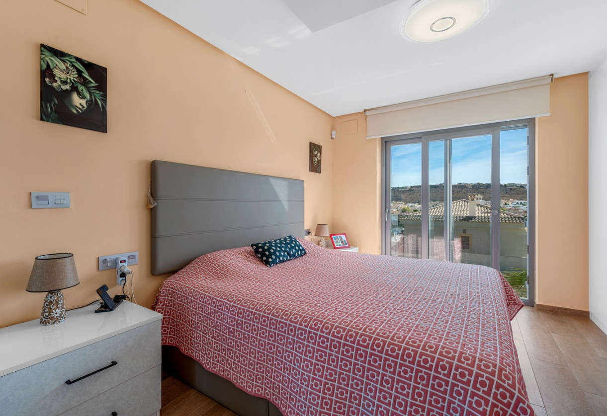 Resale · Villa · Benijofar