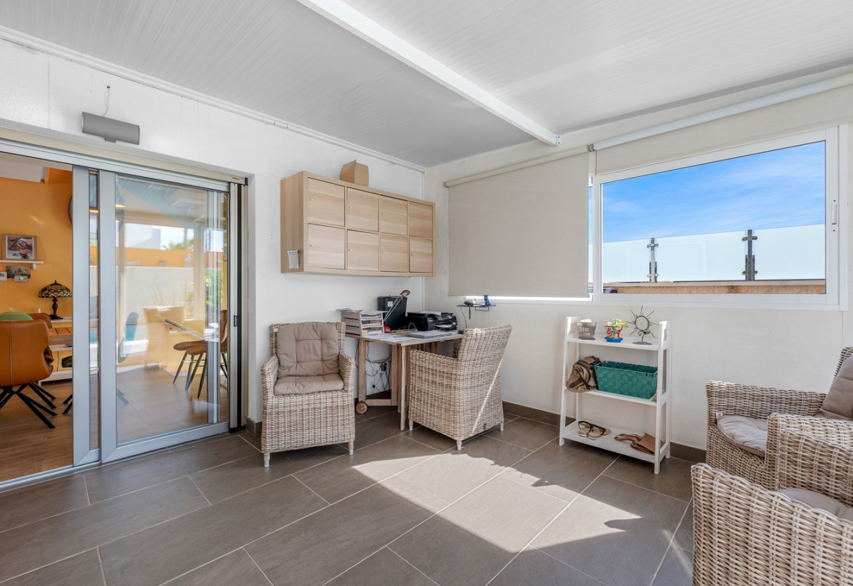 Resale · Villa · Benijofar