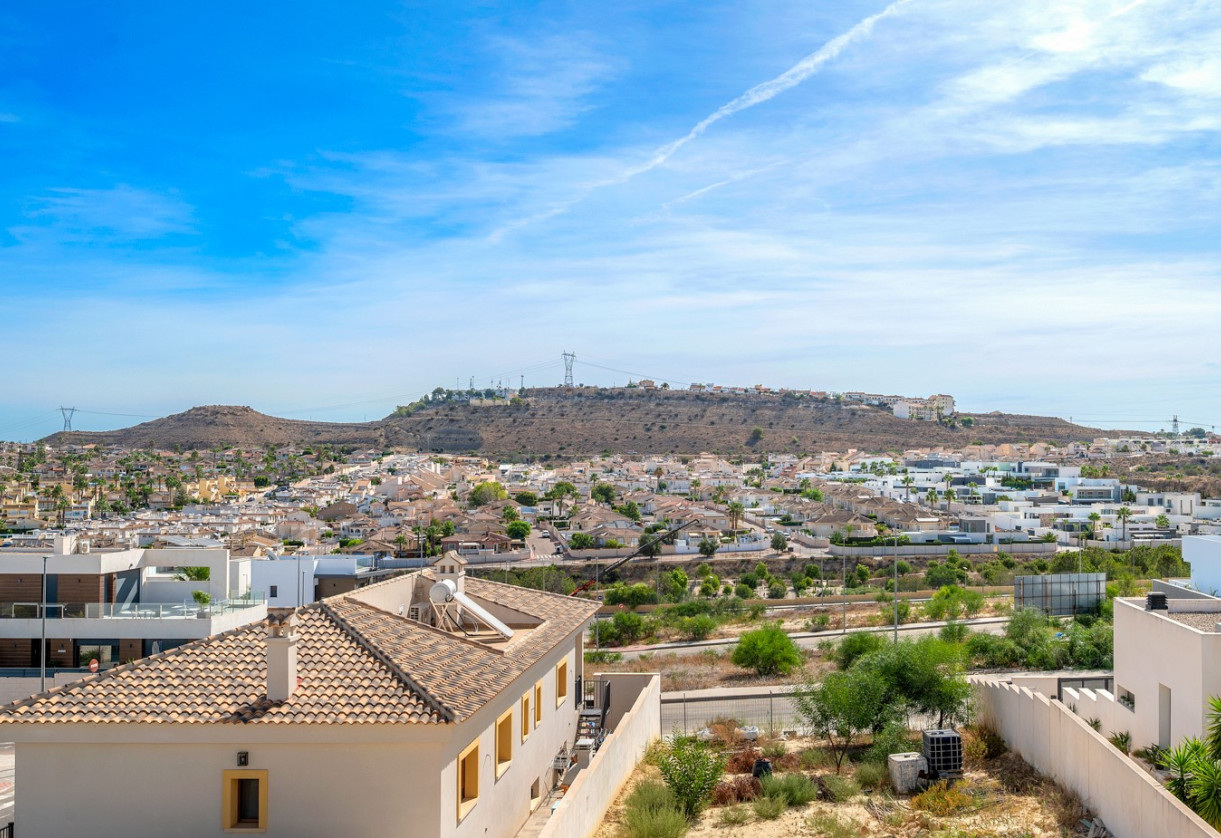 Resale · Villa · Benijofar