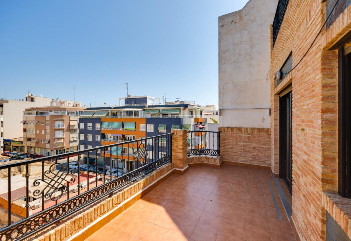 Sale · penthouse · Torrevieja · Centro