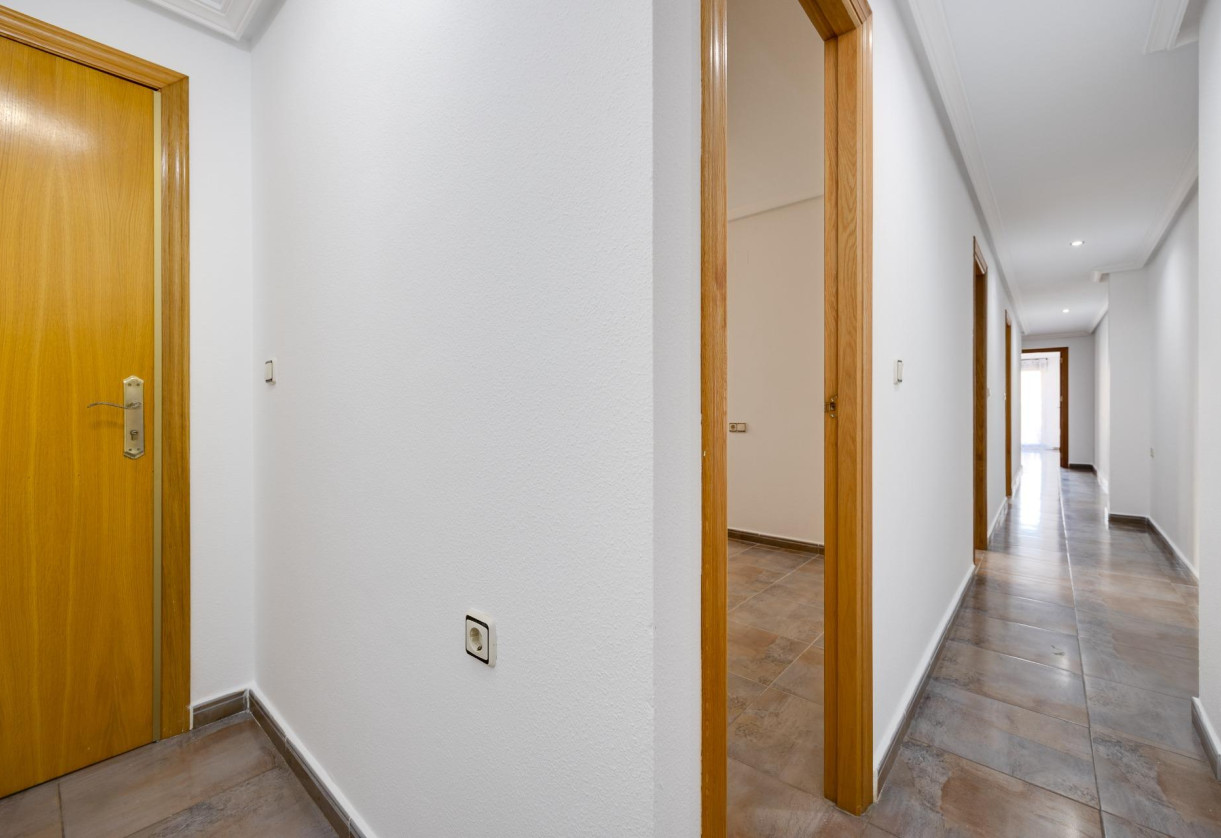 Sale · penthouse · Torrevieja · Centro