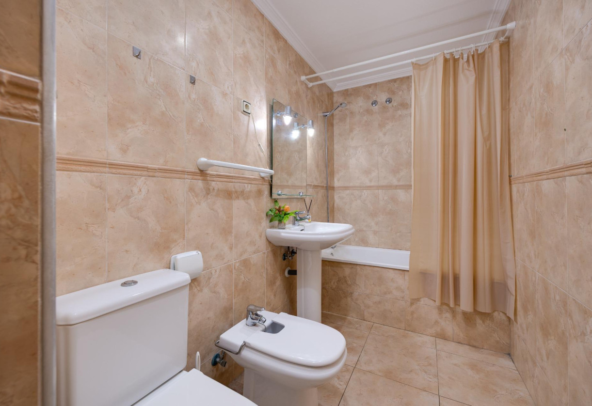 Sale · penthouse · Torrevieja · Centro