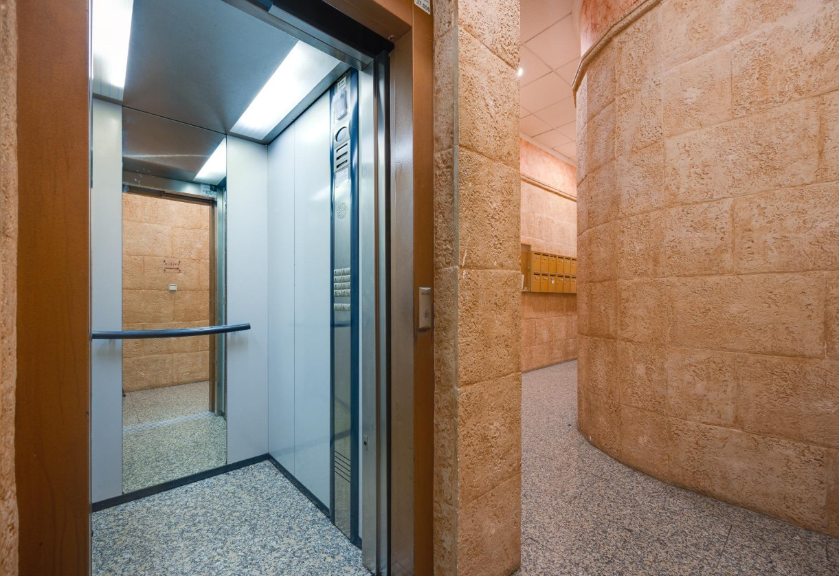 Sale · penthouse · Torrevieja · Centro