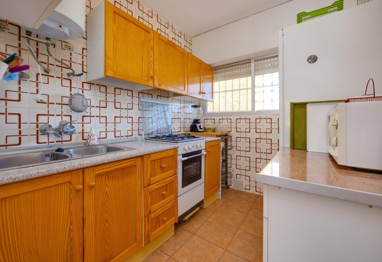Rynek wtórny · Apartment · Torrevieja · Punta prima