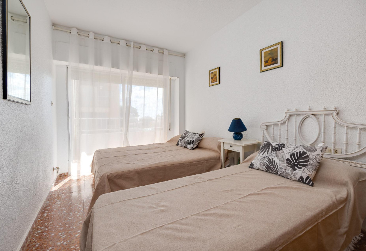Rynek wtórny · Apartment · Torrevieja · Punta prima