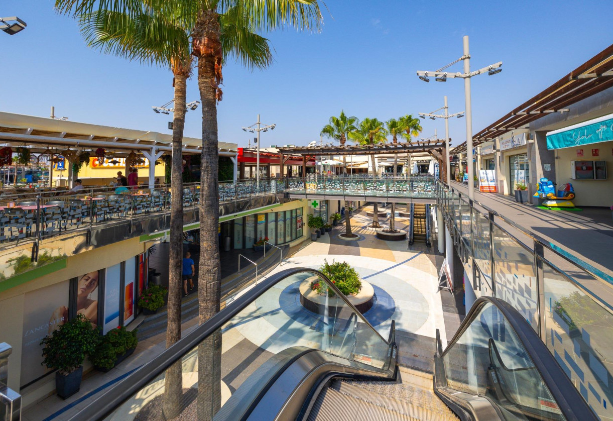 Rynek wtórny · Apartment · Torrevieja · Punta prima