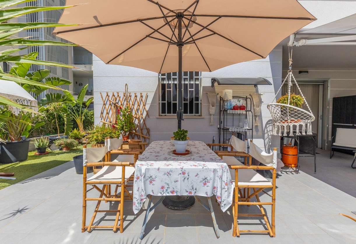 Rynek wtórny · MIESZKANIE NA PARTERU · La Mata · Playa