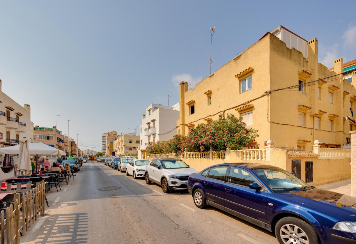 Reventa · Apartment · Torrevieja · La mata