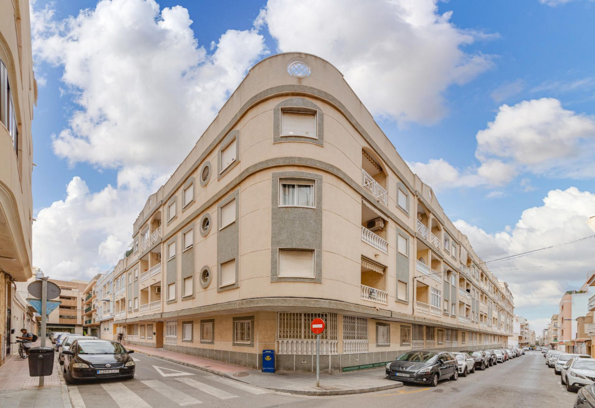 Reventa · Apartment · Torrevieja · Centro