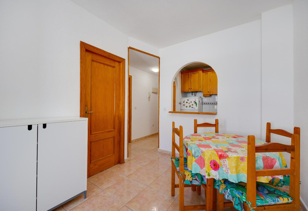 Reventa · Apartment · Torrevieja · Centro