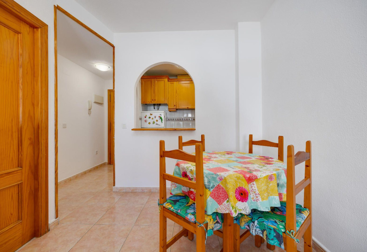 Reventa · Apartment · Torrevieja · Centro