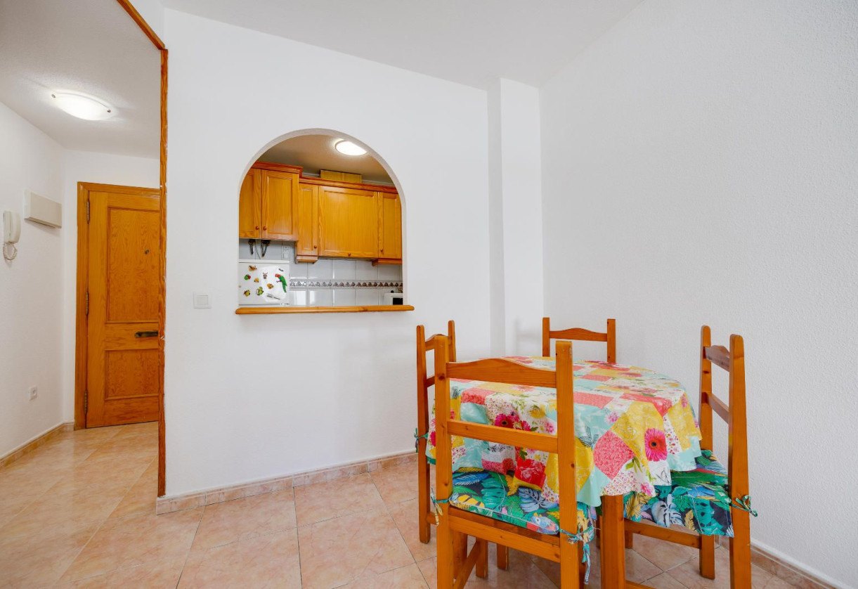 Reventa · Apartment · Torrevieja · Centro