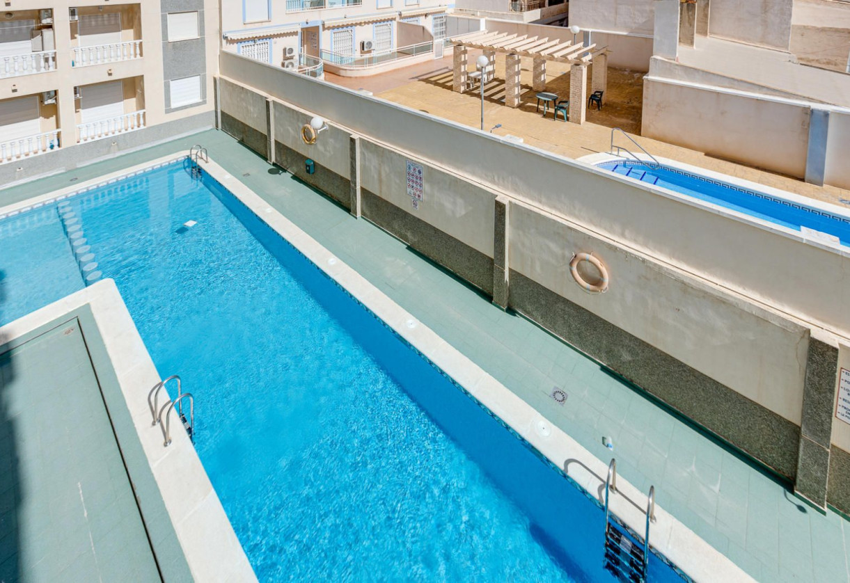 Reventa · Apartment · Torrevieja · Centro