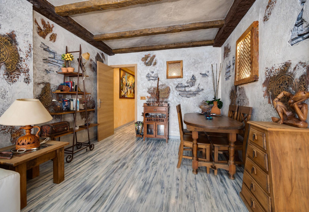 Resale · Apartment · Torrevieja · Acequion