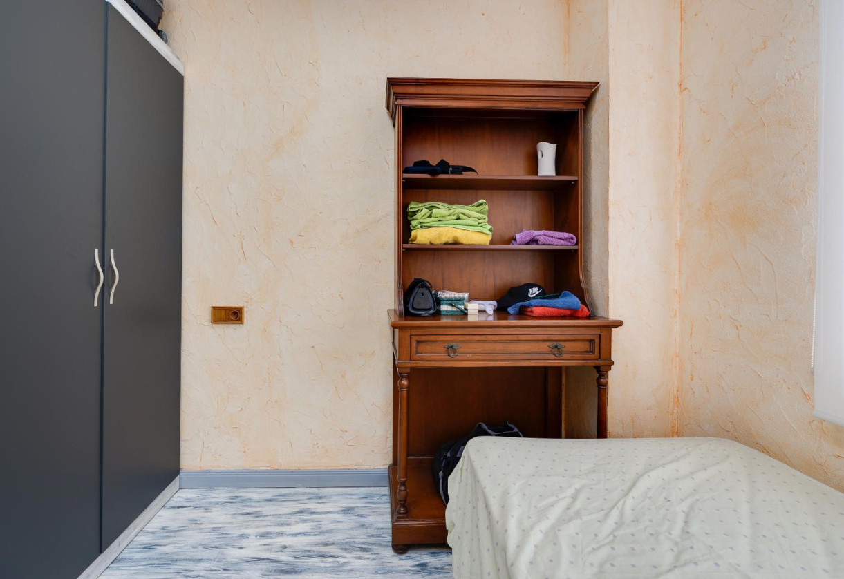 Resale · Apartment · Torrevieja · Acequion