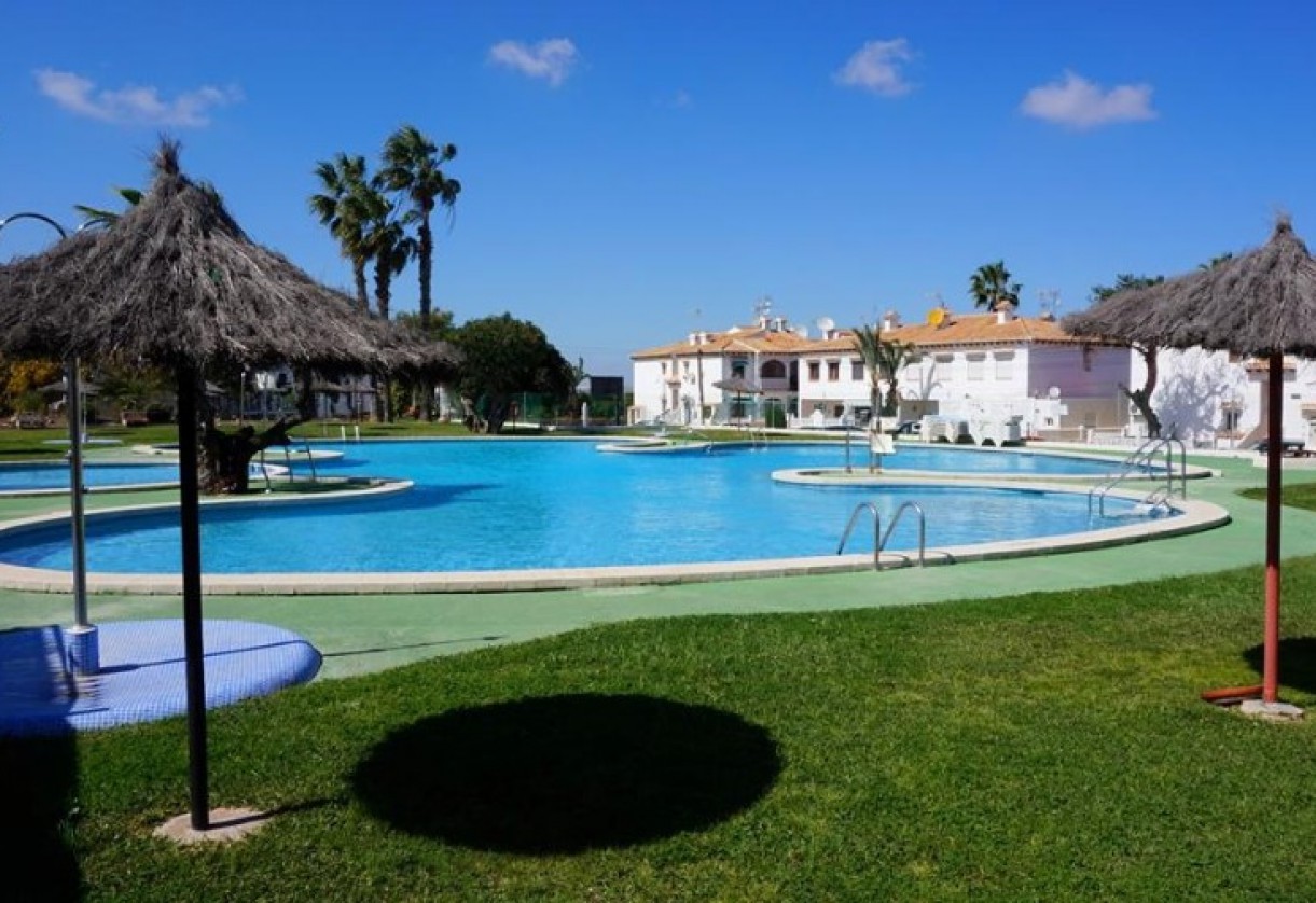 Sale · Bungalows · Torrevieja · Los balcones