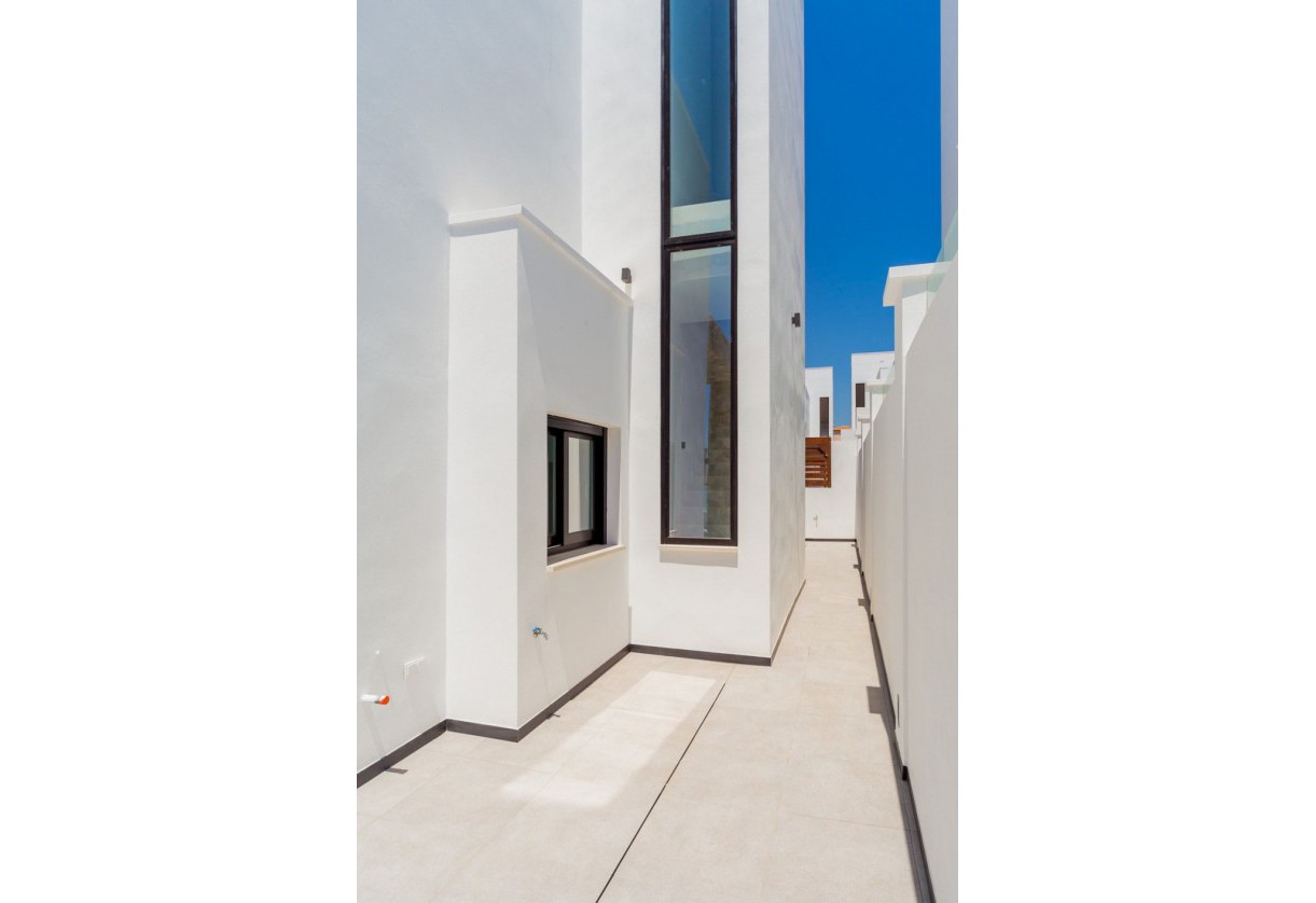 New Build · Villas · Torrevieja · torre del moro