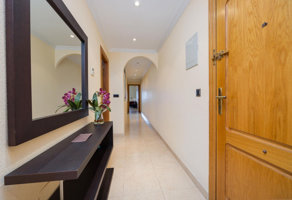 Reventa · Apartment · Torrevieja
