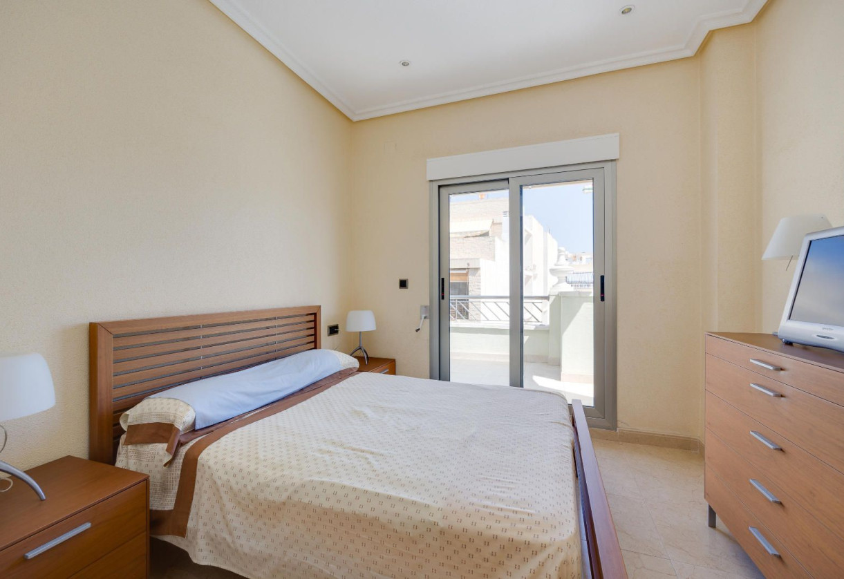 Reventa · Apartment · Torrevieja