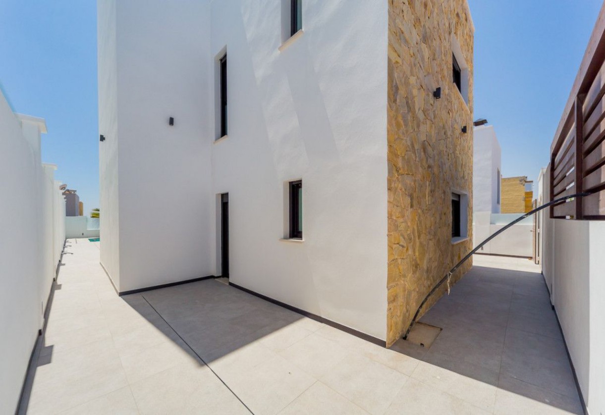 New Build · Villas · Torrevieja · torre del moro