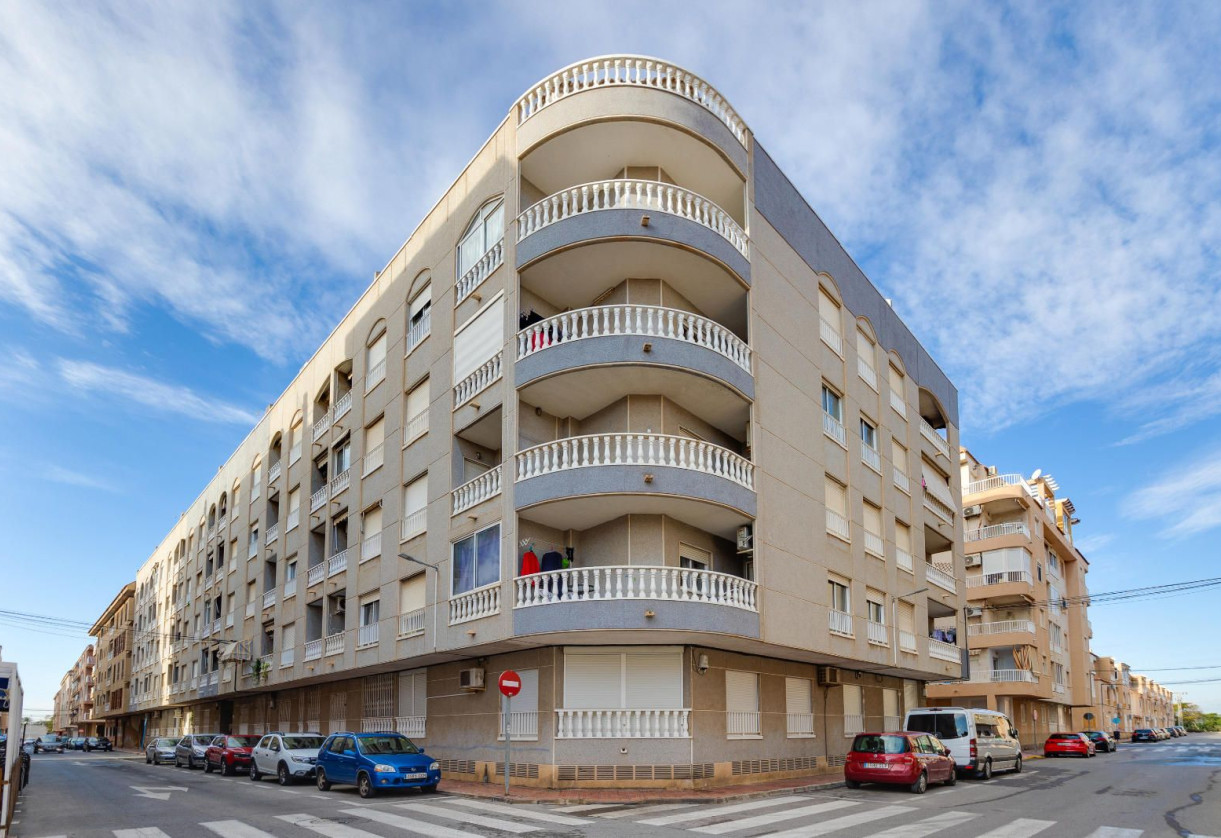Sale · Apartment · Torrevieja · Acequion