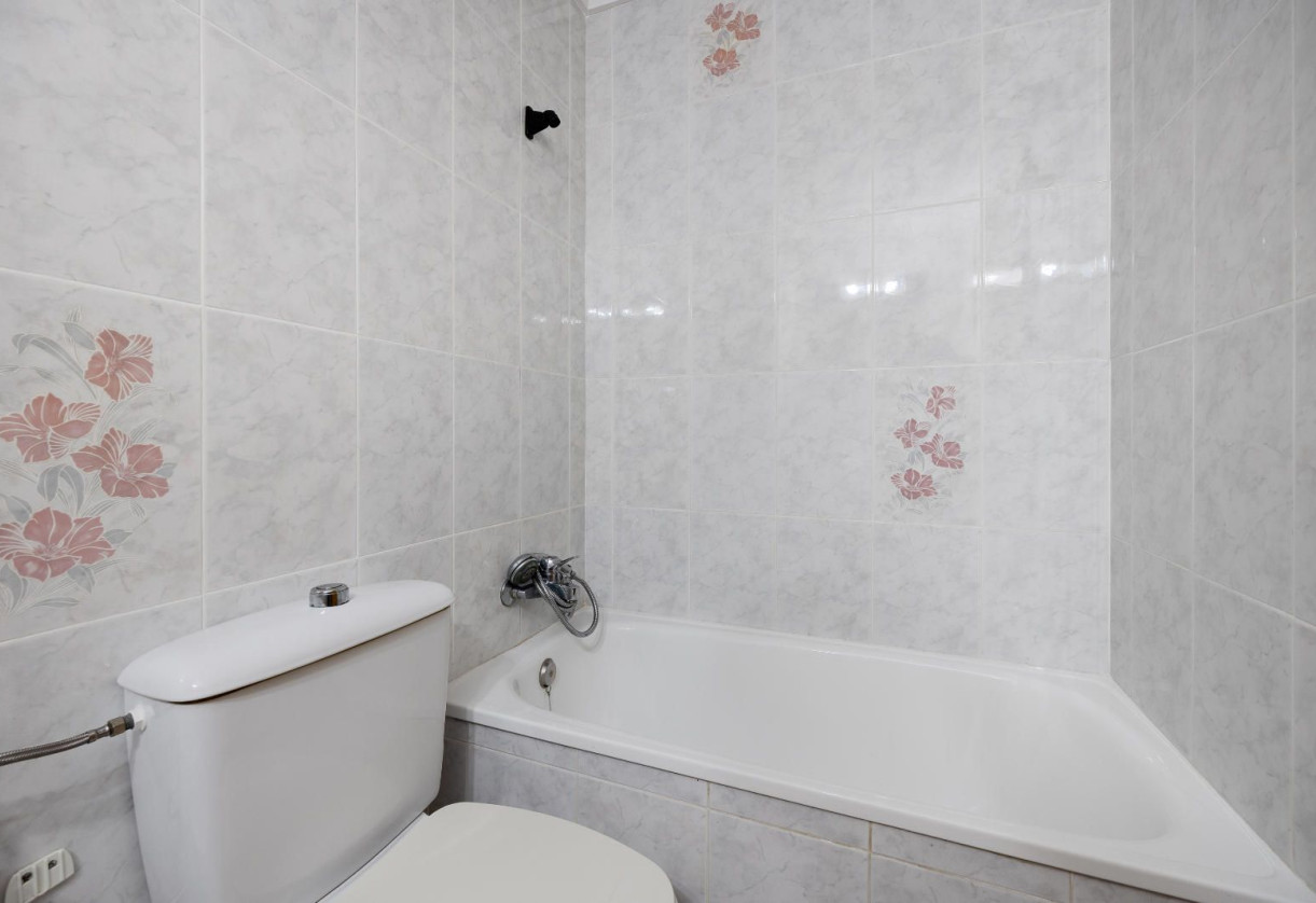 Sale · Apartment · Torrevieja · Acequion