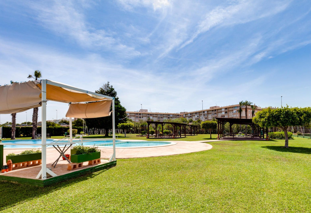 Rynek wtórny · Bungalows Planta Alta · Torrevieja · Parque de las Naciones